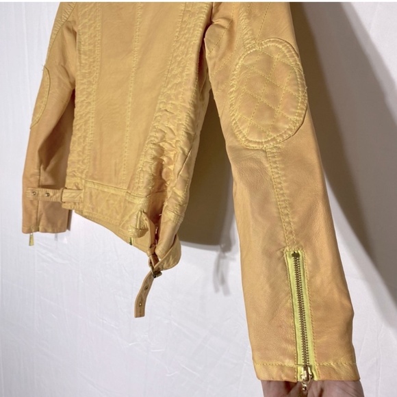 Vintage Roosevelt American College Dyed Yellow Distressed Faux Leather Jacket M - Picture 9 of 16